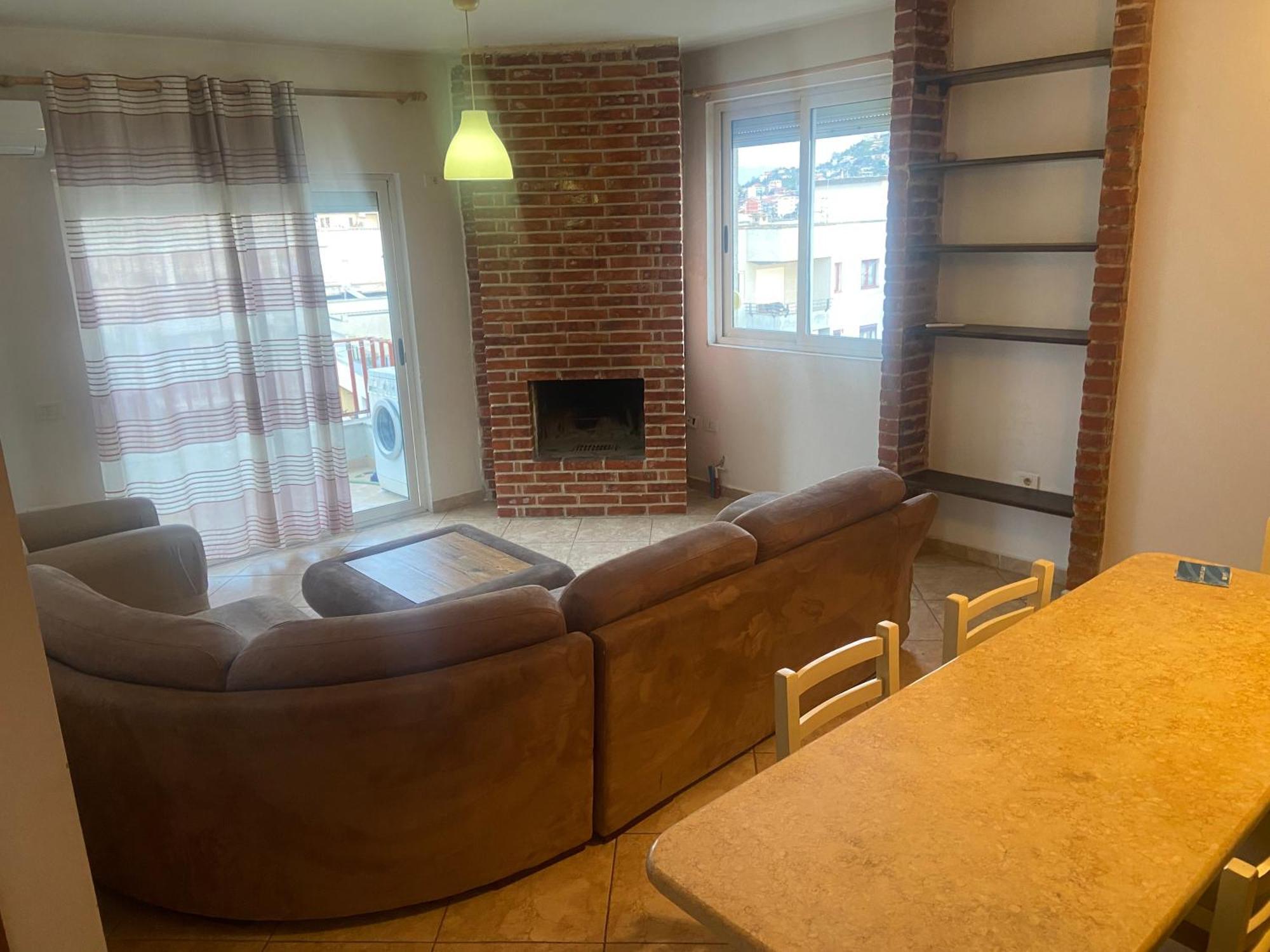 Lydia's 3 Bedroom Flat In